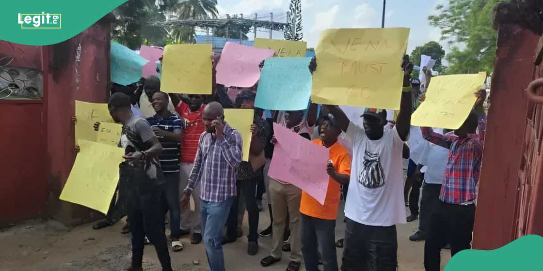 PDP members protest in Rivers state PDP members protest in Rivers state