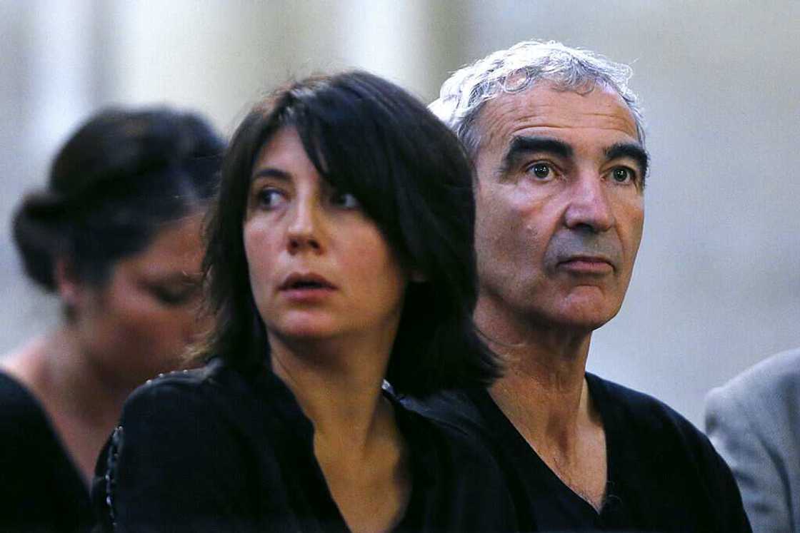 Estelle Denis, maman auprès de Victoire et Merlin Domenech Estelle Denis, maman auprès de Victoire et Merlin Domenech
