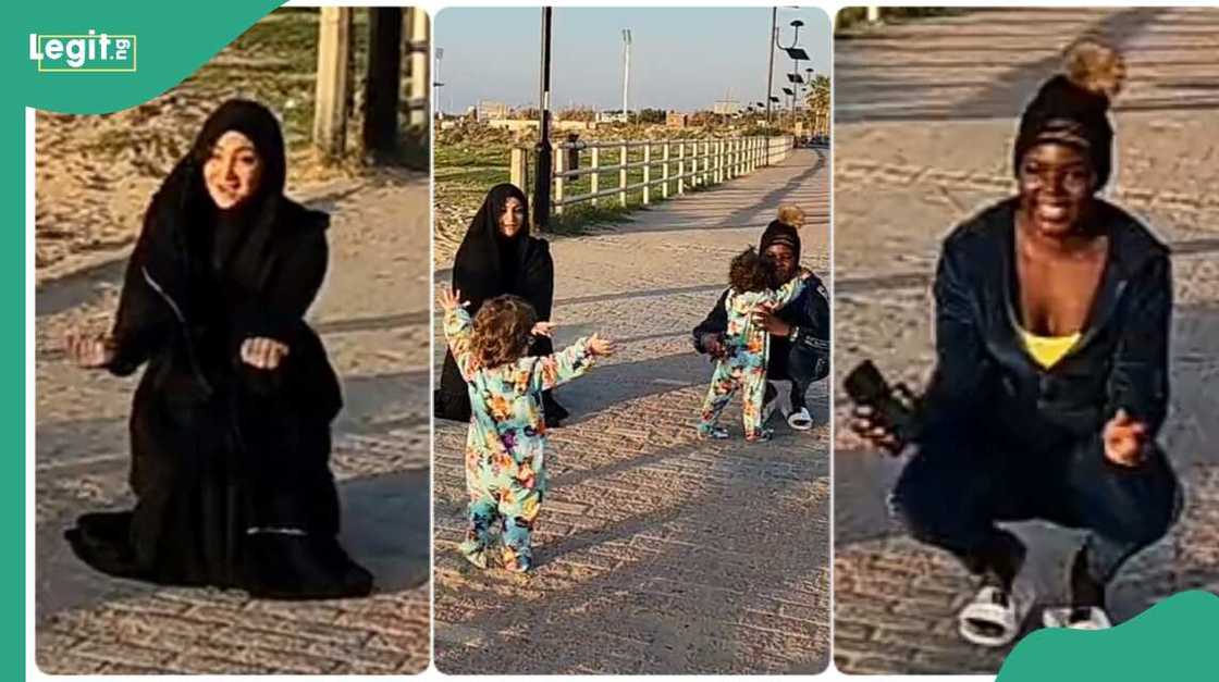 Photo of the mum and nanny Photo of the mum and nanny