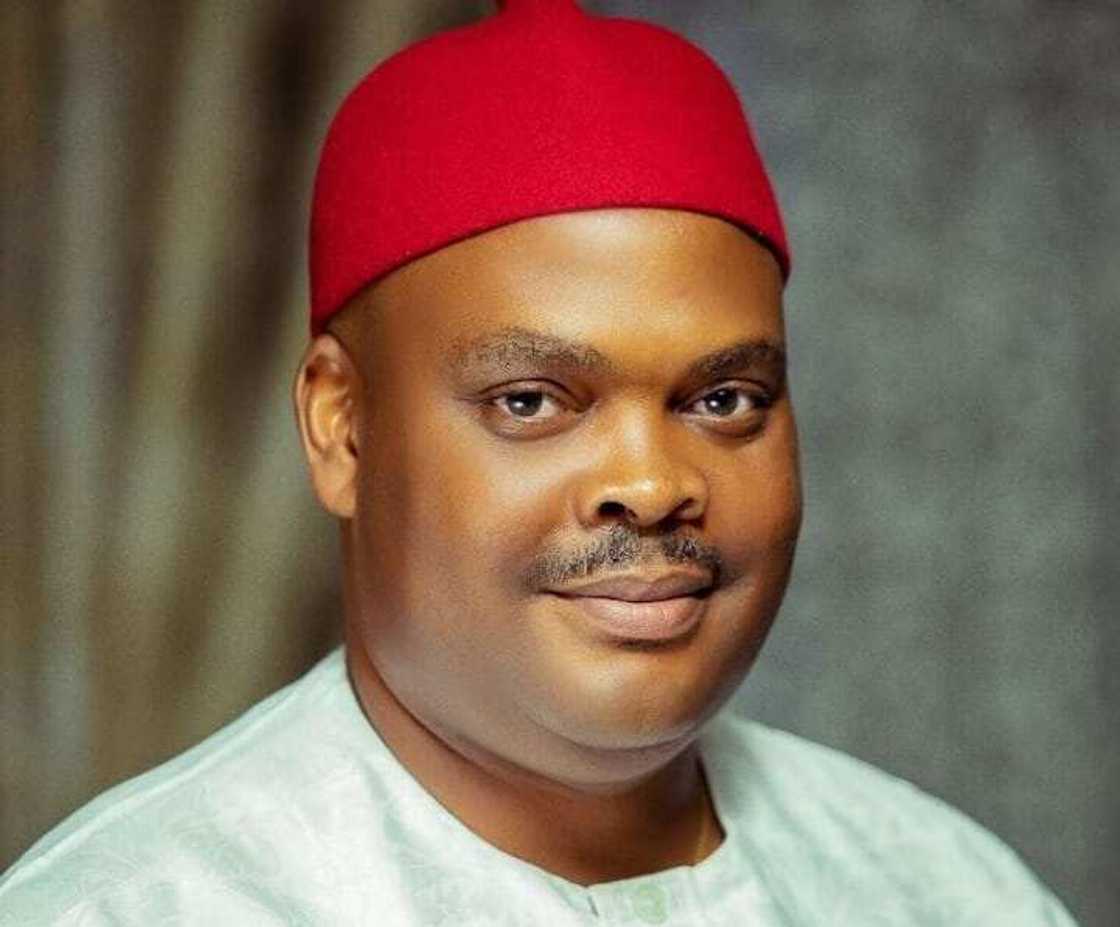 Kwamishina ya tsallake rijiya da baya Kwamishina ya tsallake rijiya da baya