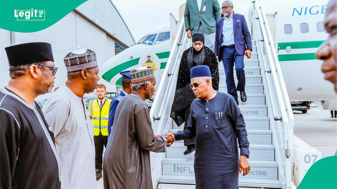 Shettima in London to convey Buhari's corpse back to Nigeria. Shettima in London to convey Buhari's corpse back to Nigeria.
