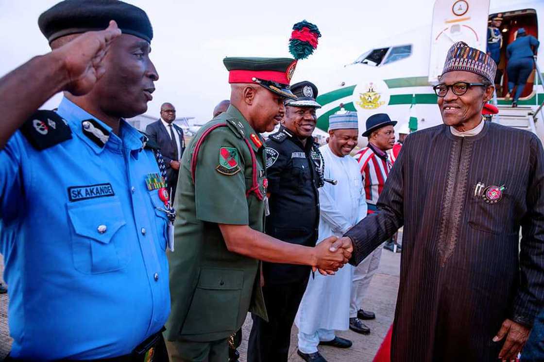 Shugaban kasa Buhari ya gana da Shugabannun Kamfanin LADOL a Aso Villa Shugaban kasa Buhari ya gana da Shugabannun Kamfanin LADOL a Aso Villa