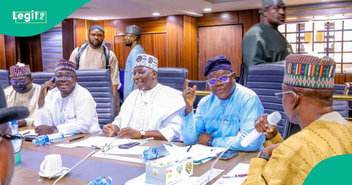 Taron NWC na yau Litinin. Taron NWC na yau Litinin.