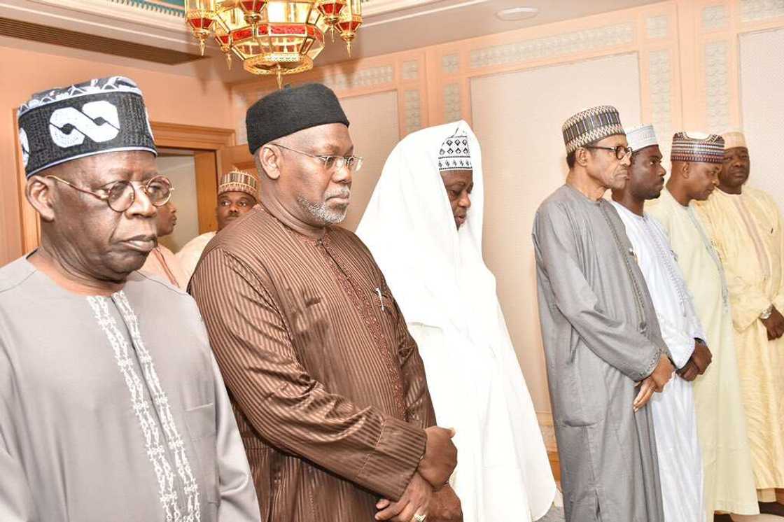 Buhari ya sha ruwa da Tinubu, Sultan, Sarkin Kazaure da wasu manya a Saudiyya