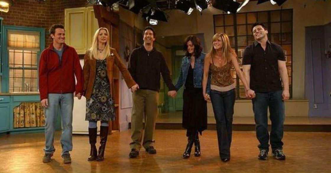 'Friends' Producers Say They Did Not Mean to Have 'All White' Cast 'Friends' Producers Say They Did Not Mean to Have 'All White' Cast