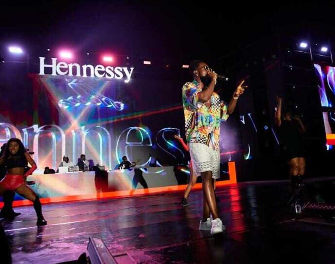 Hennessy Hosts Lagos to its Annual Finale Concert: Hennessy Artistry: Diffraction Hennessy Hosts Lagos to its Annual Finale Concert: Hennessy Artistry: Diffraction