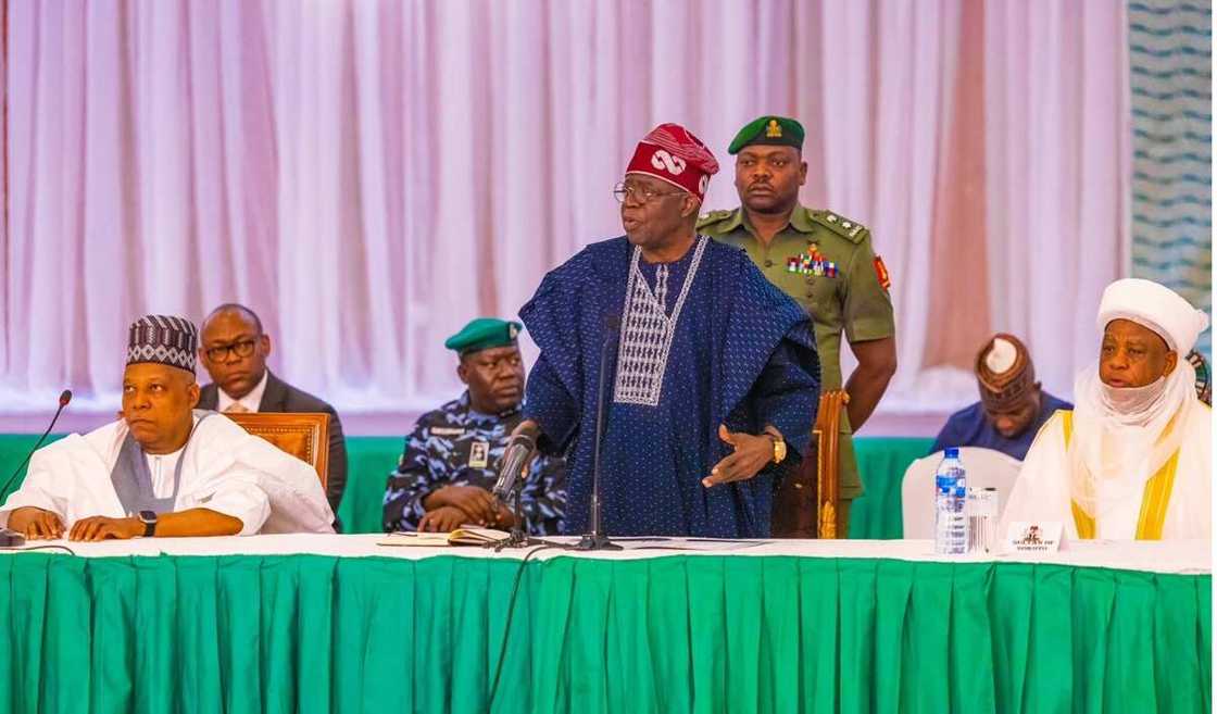 Tinubu ya gana da sarakunan gargajiya Tinubu ya gana da sarakunan gargajiya