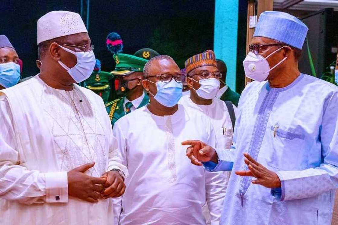 Shugaban Guinea ya saka wa wani layi sunan Buhari saboda 'tsoron Allansa' Shugaban Guinea ya saka wa wani layi sunan Buhari saboda 'tsoron Allansa'