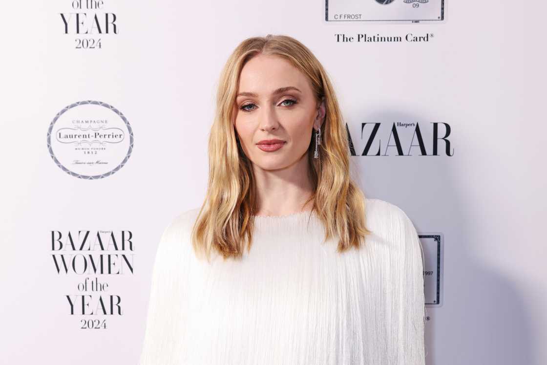 Sophie Turner attends the Harper's Bazaar Women of the Year Awards, held in partnership with The Platinum Card by American Express, at Claridge's Hotel in London Sophie Turner attends the Harper's Bazaar Women of the Year Awards, held in partnership with The Platinum Card by American Express, at Claridge's Hotel in London