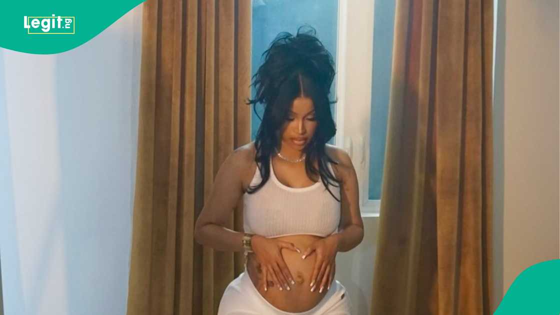 Fans react as rapper Cardi and troll exchange words online. Fans react as rapper Cardi and troll exchange words online.