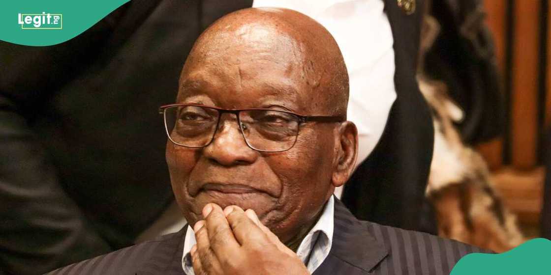 Tsohon shugaban kasar Afirka ta Kudu ya gamu da hatsarin mota Tsohon shugaban kasar Afirka ta Kudu ya gamu da hatsarin mota