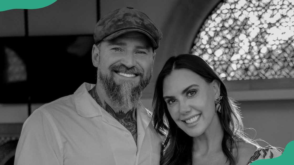 Zac Brown and Kendra Scott share a moment