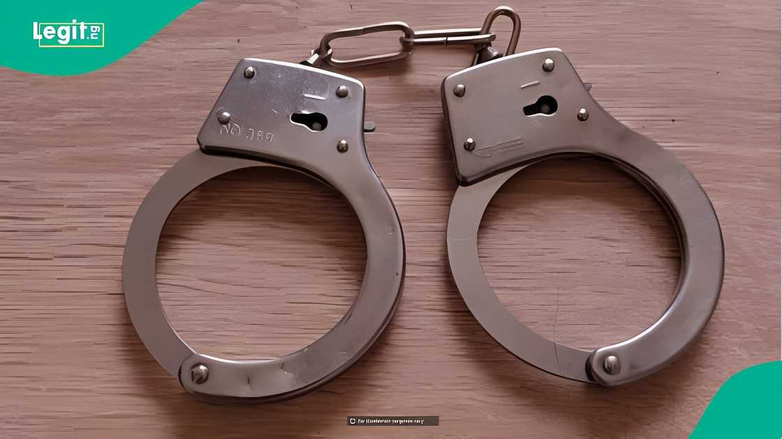 Nigerian man sparks online reactions after threatening neighbour Nigerian man sparks online reactions after threatening neighbour