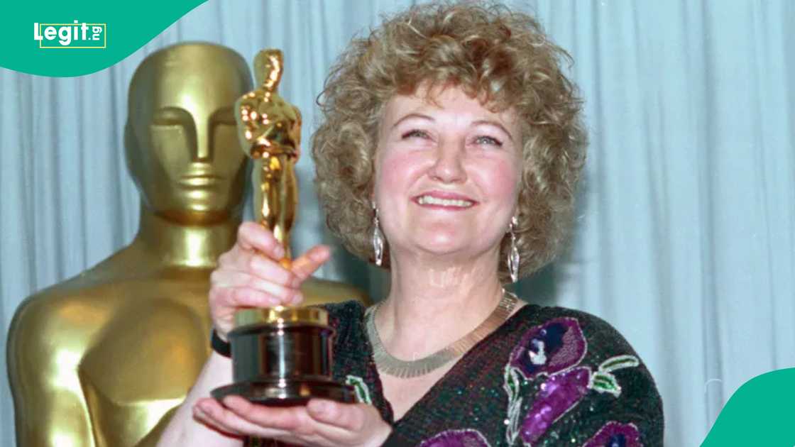 Netizens pen tributes to late Hollywood actress Brenda Fricker.