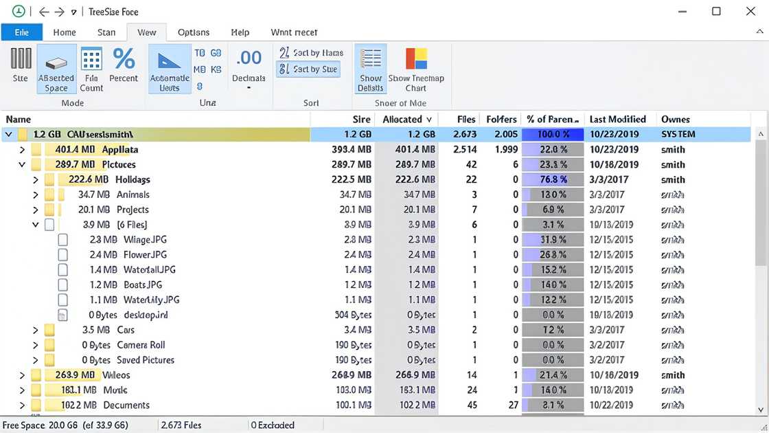 A screenshot of the user interface of TreeSize Free, a disk space management utility for Windows. A screenshot of the user interface of TreeSize Free, a disk space management utility for Windows.