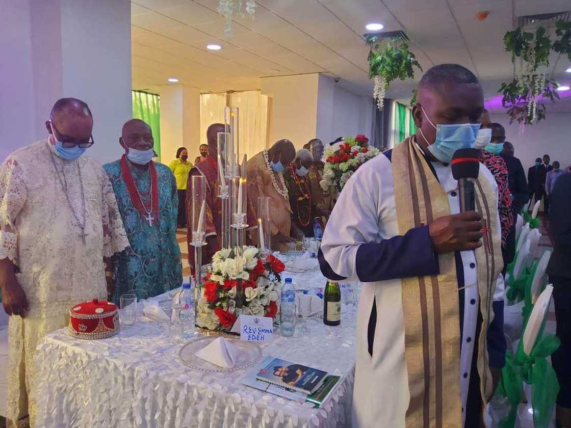 Governor Ugwuanyi pledges maximum support for new Service Chiefs Governor Ugwuanyi pledges maximum support for new Service Chiefs