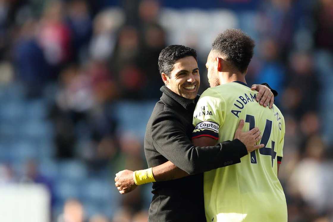 Mikel Arteta and Aubameyang