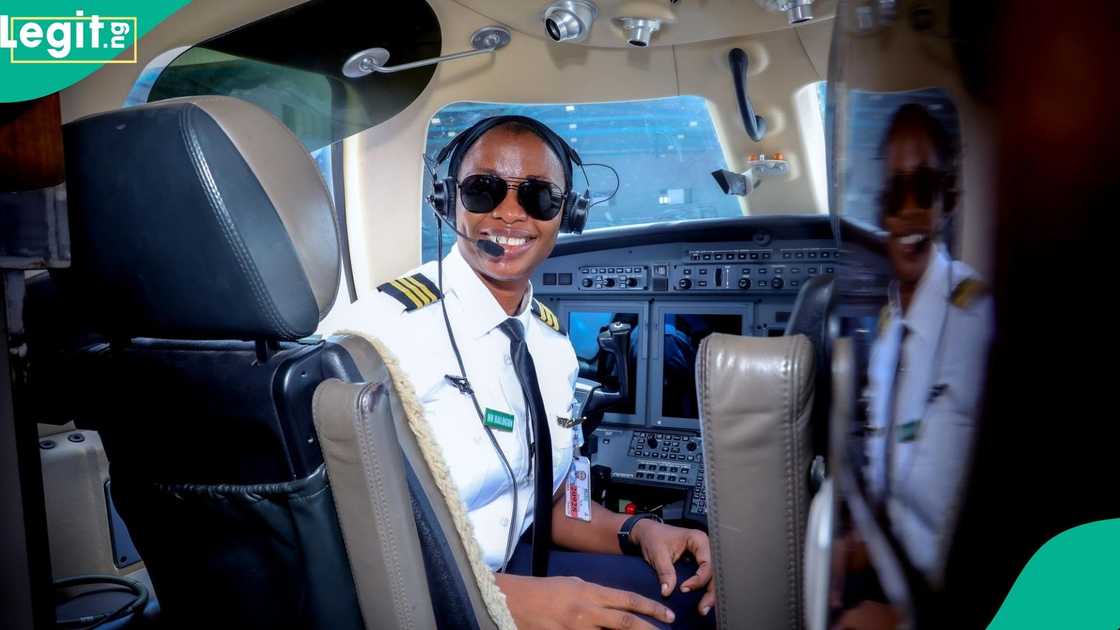 1st Nigerian Female Pilot Who Obtained Commercial Multi-Engine License Gets New Message From Customs
