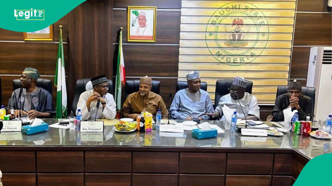 Saraki ya jaddada kudurin kwamitin sulhu da zai jagoranta na kawo karshen rikicin PDP Saraki ya jaddada kudurin kwamitin sulhu da zai jagoranta na kawo karshen rikicin PDP