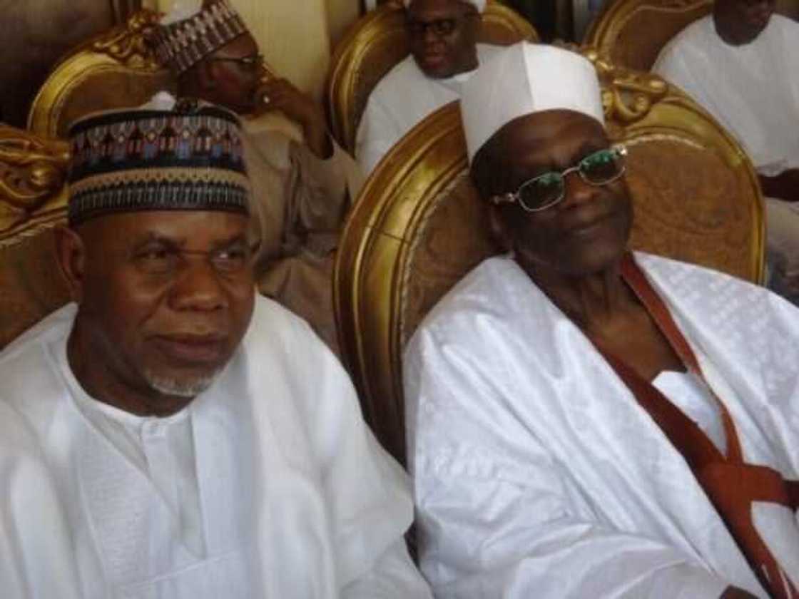 Tsohon Gwamnan jihar Taraba; Alja Garba UTC tare da Alhaji Isyaku Ibrahim Tsohon Gwamnan jihar Taraba; Alja Garba UTC tare da Alhaji Isyaku Ibrahim