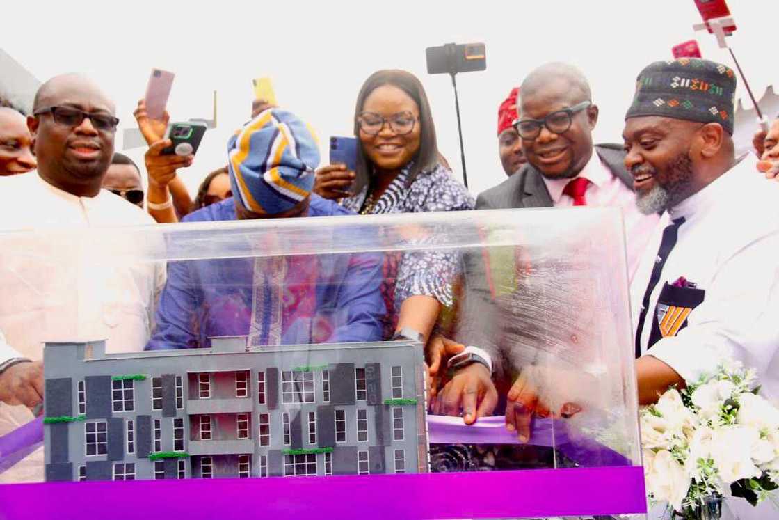 Sabreworks Investment’s Grosvenors Shopping Mall to transform Ikeja's commercial landscape Sabreworks Investment’s Grosvenors Shopping Mall to transform Ikeja's commercial landscape