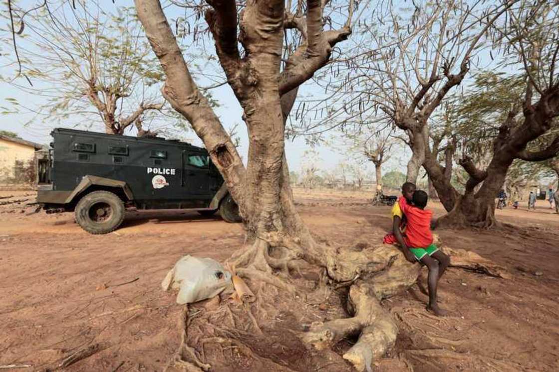 ‘Yan bindiga sun bukaci a biya sama da N100m kafin a fito da mutane 13 da aka sace a Neja ‘Yan bindiga sun bukaci a biya sama da N100m kafin a fito da mutane 13 da aka sace a Neja