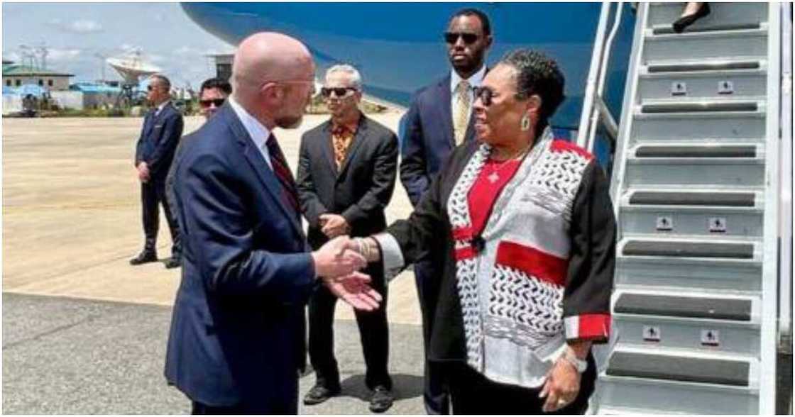 Tawagar Amurka ta iso Najeriya rantsar da Tinubu Tawagar Amurka ta iso Najeriya rantsar da Tinubu