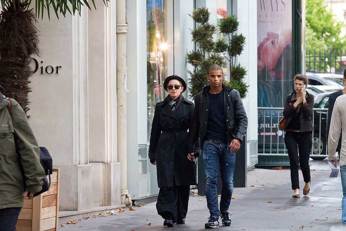 Madonna's relationships timeline Madonna's relationships timeline