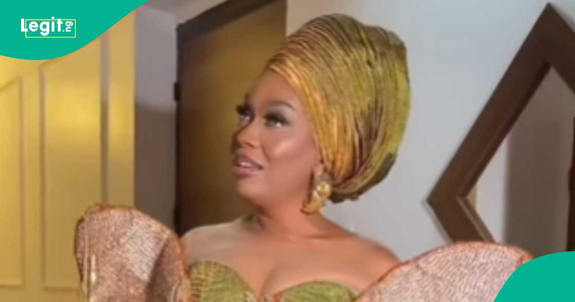 Peacock lady, Diane Eneje, and 2 other outfits that ignited controversy. Peacock lady, Diane Eneje, and 2 other outfits that ignited controversy.