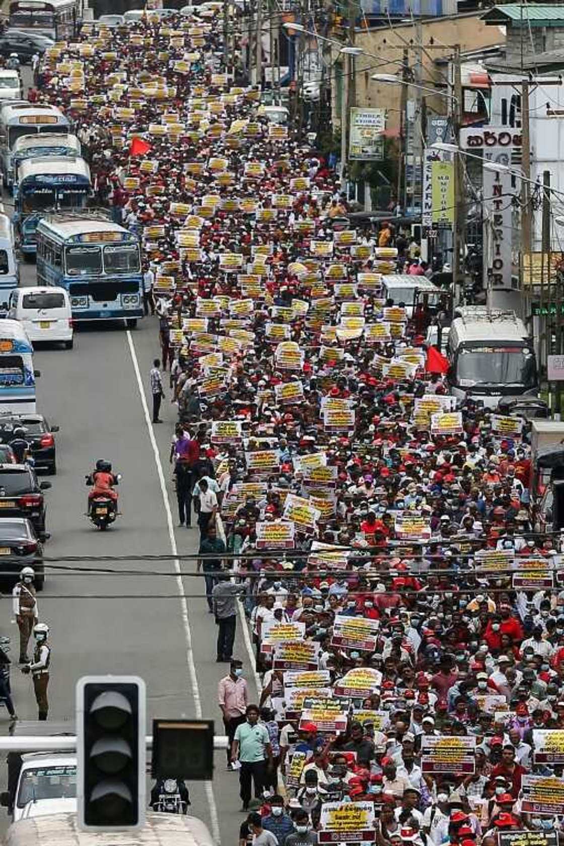 Sri Lankans have poured into the streets -- as they did in Colombo in this image from August 20, 2022 -- over months of unrest protesting the government amid the island nation's worst-ever economic crisis Sri Lankans have poured into the streets -- as they did in Colombo in this image from August 20, 2022 -- over months of unrest protesting the government amid the island nation's worst-ever economic crisis