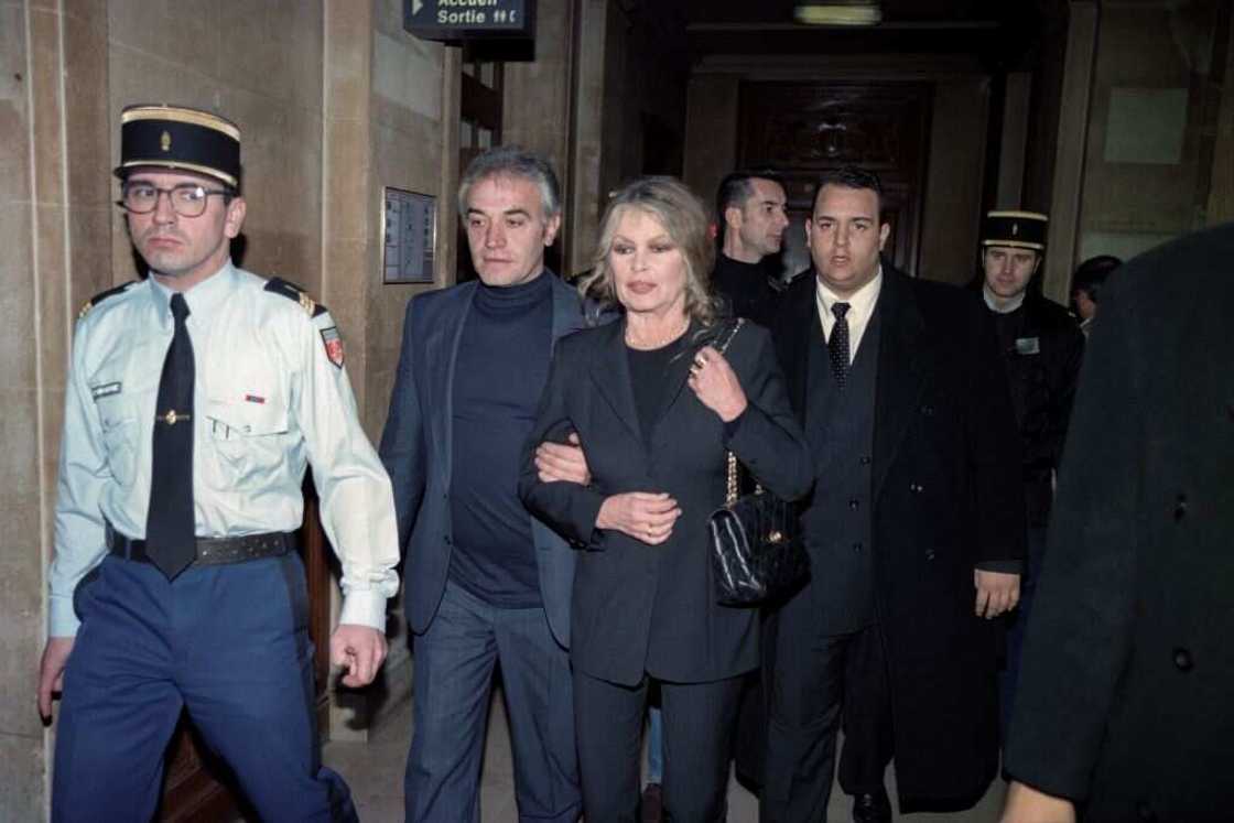 Qui est Bernard d'Ormale, le dernier mari de Brigitte Bardot ? Qui est Bernard d'Ormale, le dernier mari de Brigitte Bardot ?