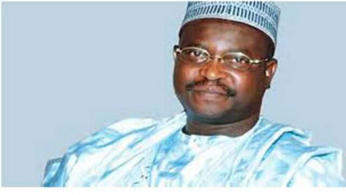 Matsalon kasar nan duk laifin gwamnoni ne, Gali Na'Abba ya tona asiri Matsalon kasar nan duk laifin gwamnoni ne, Gali Na'Abba ya tona asiri