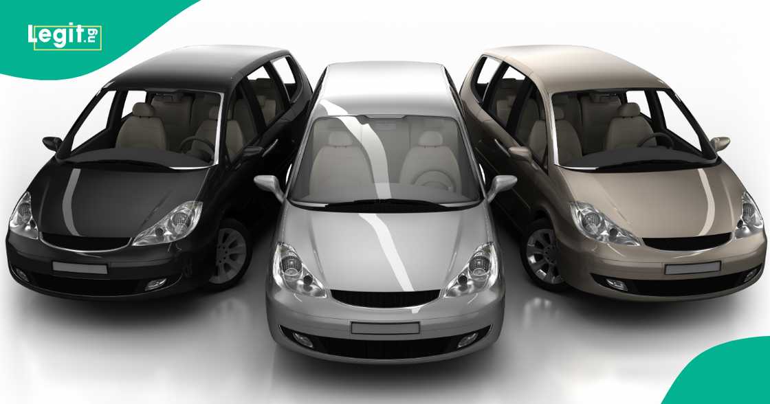 Nigerian landlord trends as he gives tenant quit notice after he bought 3rd car in Okwase street in Abakaliki, Ebonyi state. Nigerian landlord trends as he gives tenant quit notice after he bought 3rd car in Okwase street in Abakaliki, Ebonyi state.