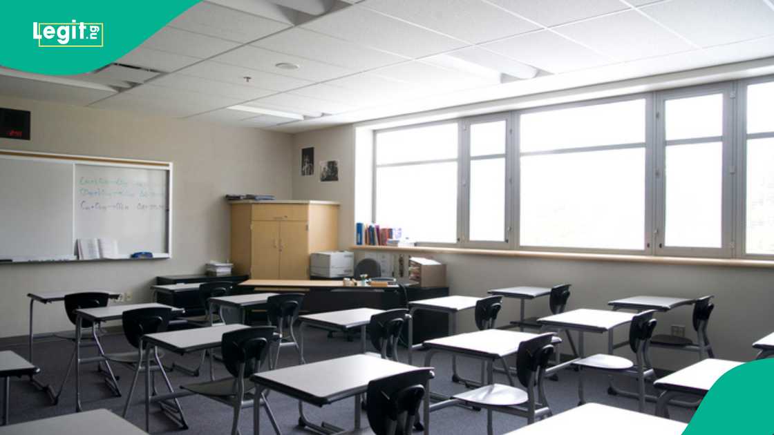 Over 1,000 children in Indonesia suffer food poisoning from free school lunches linked to Prabowo’s nutrition programme. Over 1,000 children in Indonesia suffer food poisoning from free school lunches linked to Prabowo’s nutrition programme.