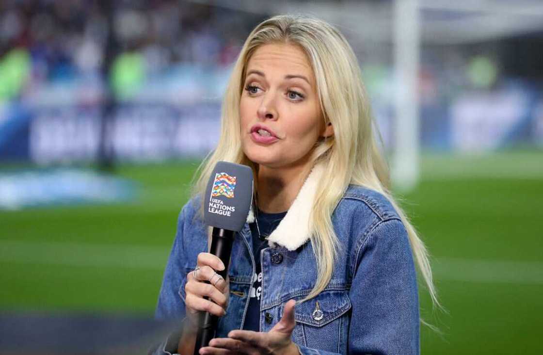 Carine Galli: biographie, femme, taille, salaire, photos Carine Galli: biographie, femme, taille, salaire, photos