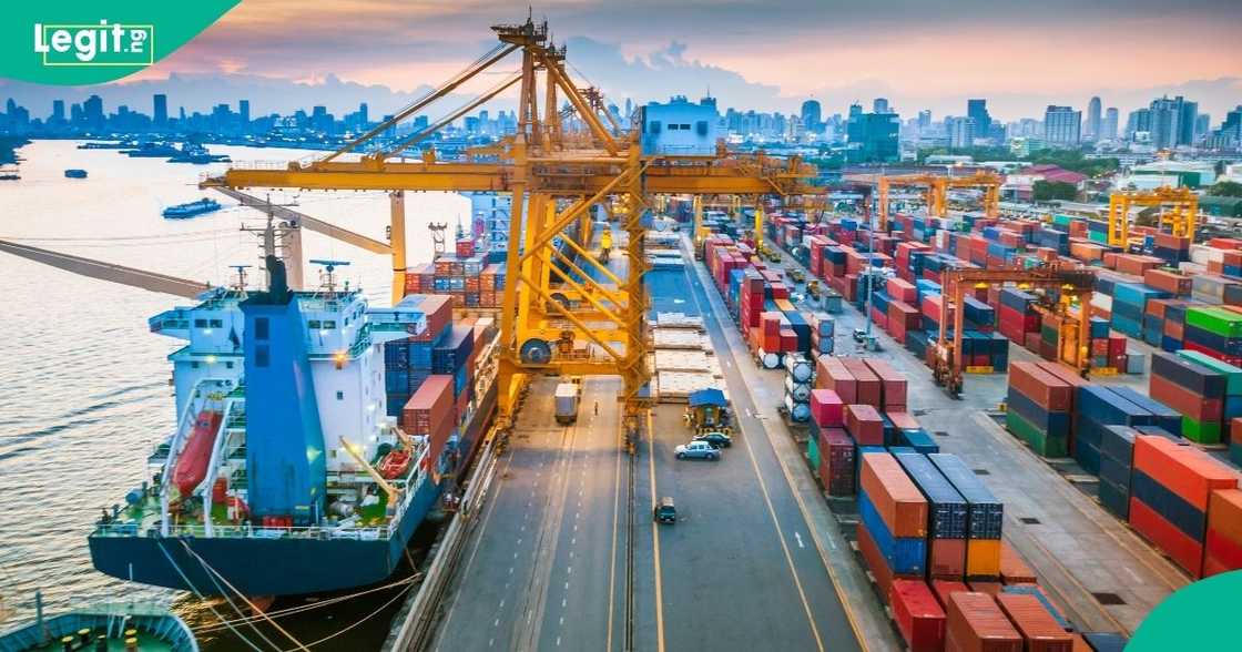 SkyFots’ online system allows real-time shipment tracking, improving customer confidence. SkyFots’ online system allows real-time shipment tracking, improving customer confidence.