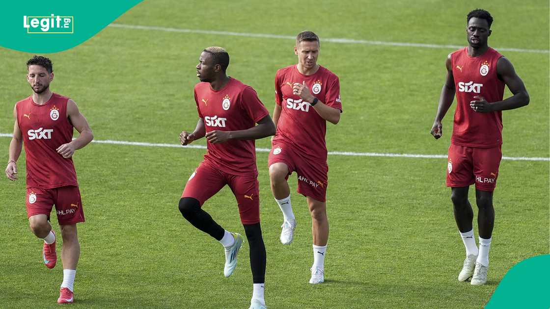 Dries Mertens, Victor, Patrick Frankowski, Davison Sanchez, Galatasaray, Oktay Metin facilities, Florya, Istanbul, Turkiye. Dries Mertens, Victor, Patrick Frankowski, Davison Sanchez, Galatasaray, Oktay Metin facilities, Florya, Istanbul, Turkiye.