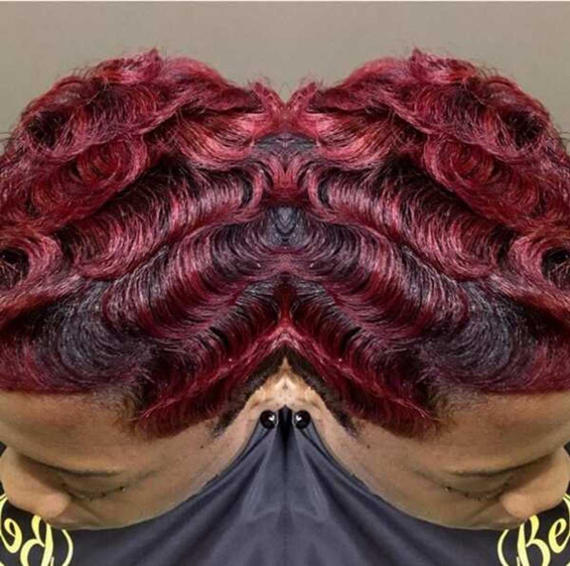 burgundy color