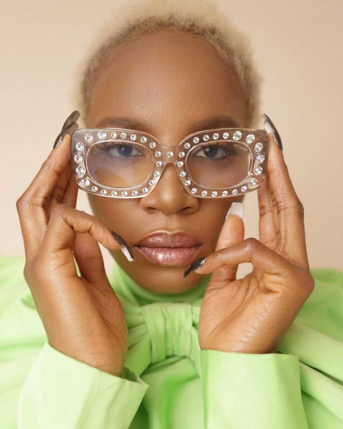 Seyi Shay bio Seyi Shay bio