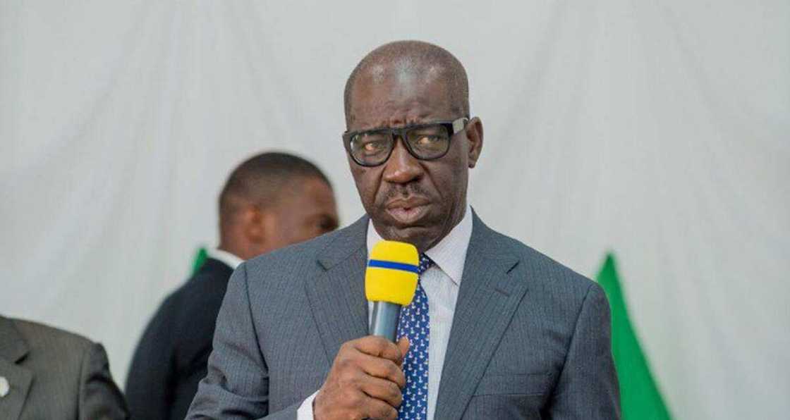 Dole in binciki satar N30bn a kwangilar ruwan da Oshiomhole su ka yi inji Gwamna Obaseki