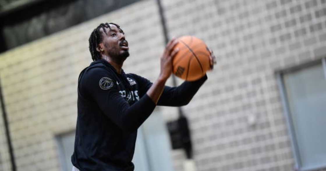 famous Muslim basketball players famous Muslim basketball players