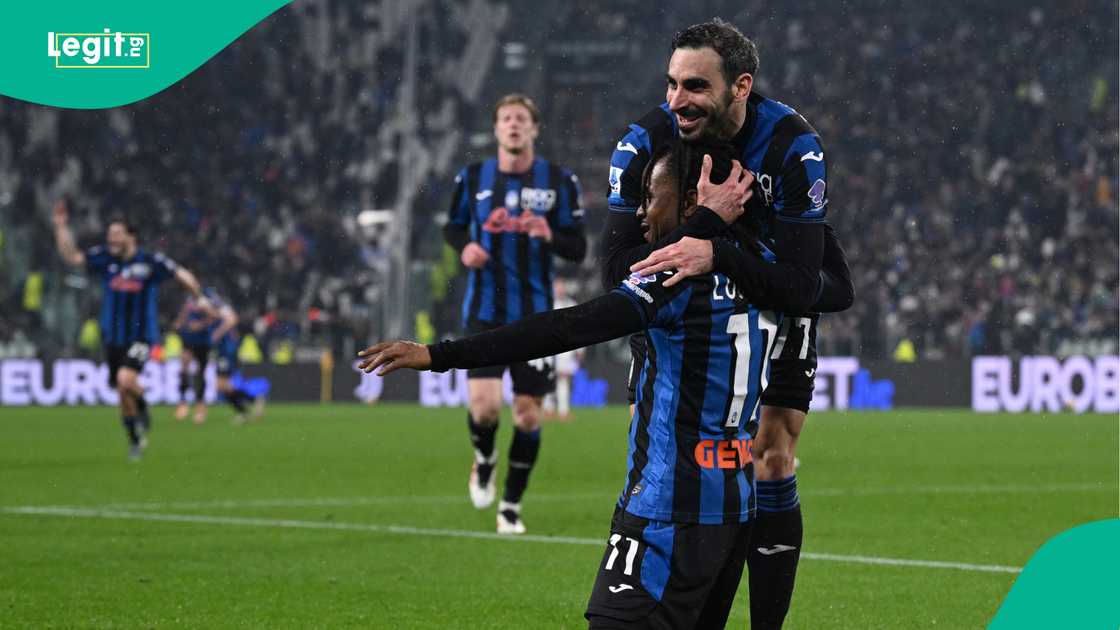 Ademola Lookman, Davide Zappacosta, Atalanta, Juventus, Allianz Stadium, Turin, Italy, Serie A. Ademola Lookman, Davide Zappacosta, Atalanta, Juventus, Allianz Stadium, Turin, Italy, Serie A.