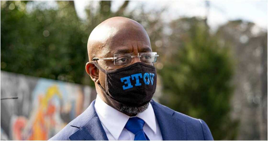 Georgia: Rev Raphael Warnock beats Republicans' Kelly Loeffler in Senate runoff contest Georgia: Rev Raphael Warnock beats Republicans' Kelly Loeffler in Senate runoff contest