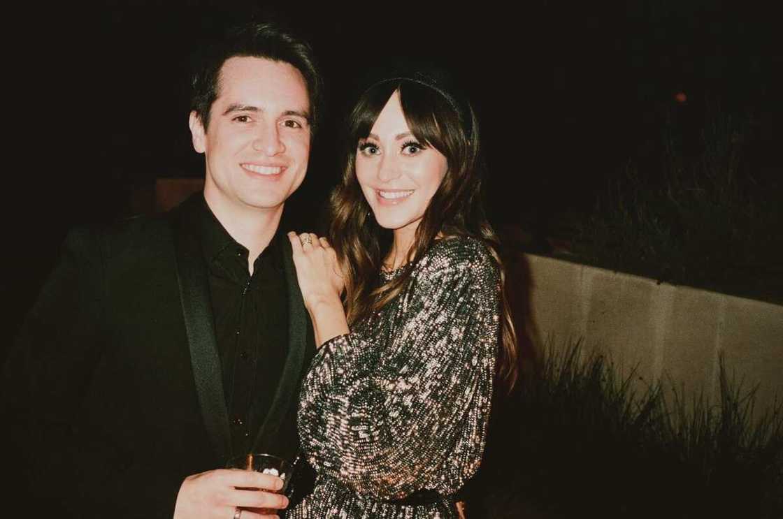 Are Brendon Urie and Sarah still married? Are Brendon Urie and Sarah still married?