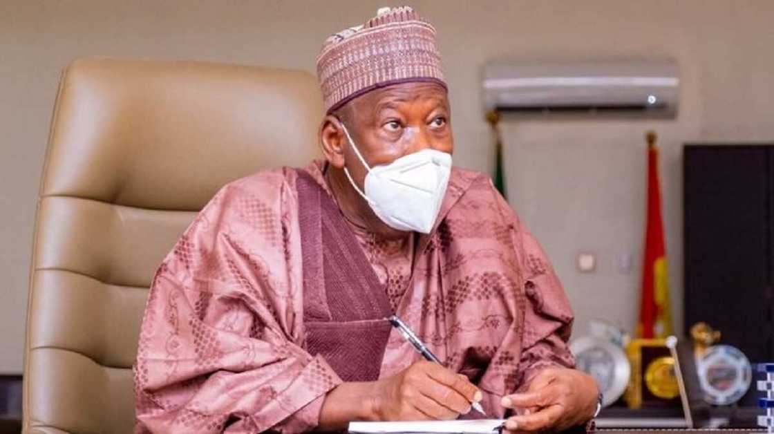 Dole 'yan siyasa su nuna shaidar biyan Zakka kafin su tsaya takara a Kano, Hisbah Dole 'yan siyasa su nuna shaidar biyan Zakka kafin su tsaya takara a Kano, Hisbah