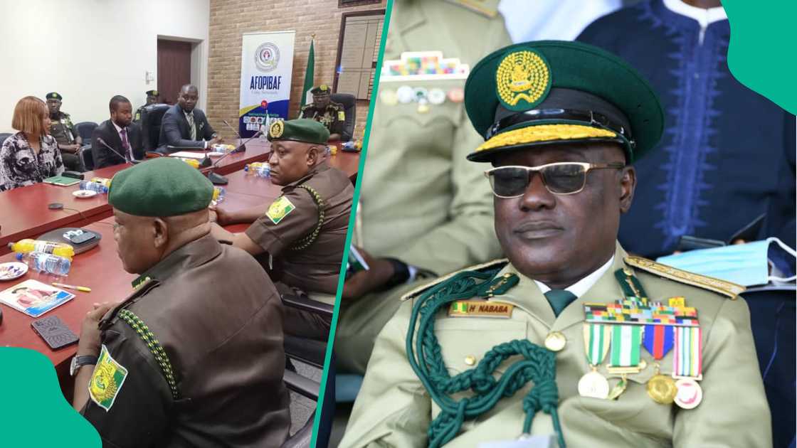 Gwamnatin tarayya ta dakatar da wasu manyan jami'an hukumar gidan yari Gwamnatin tarayya ta dakatar da wasu manyan jami'an hukumar gidan yari