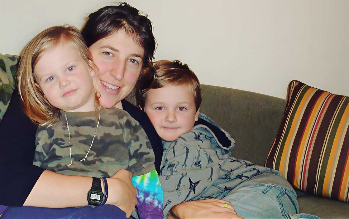 Mayim Bialik cuddles with her sons; Miles Roosevelt and Frederick Heschel Bialik