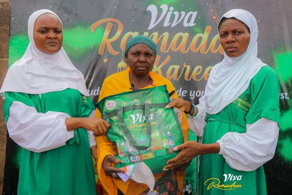 Aspira Gifts Viva Hampers in the Spirit of Ramadan