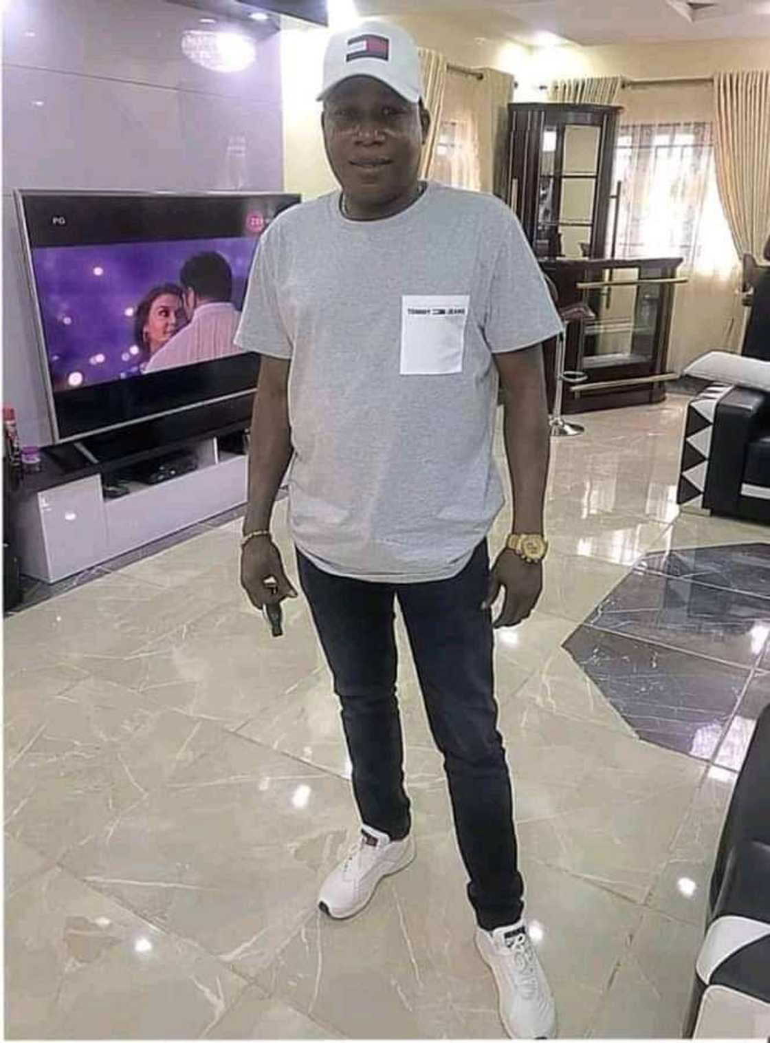 Breaking: Armed Thugs Attack Ighoho's Residence, I Feared killed, Many Injured Breaking: Armed Thugs Attack Ighoho's Residence, I Feared killed, Many Injured