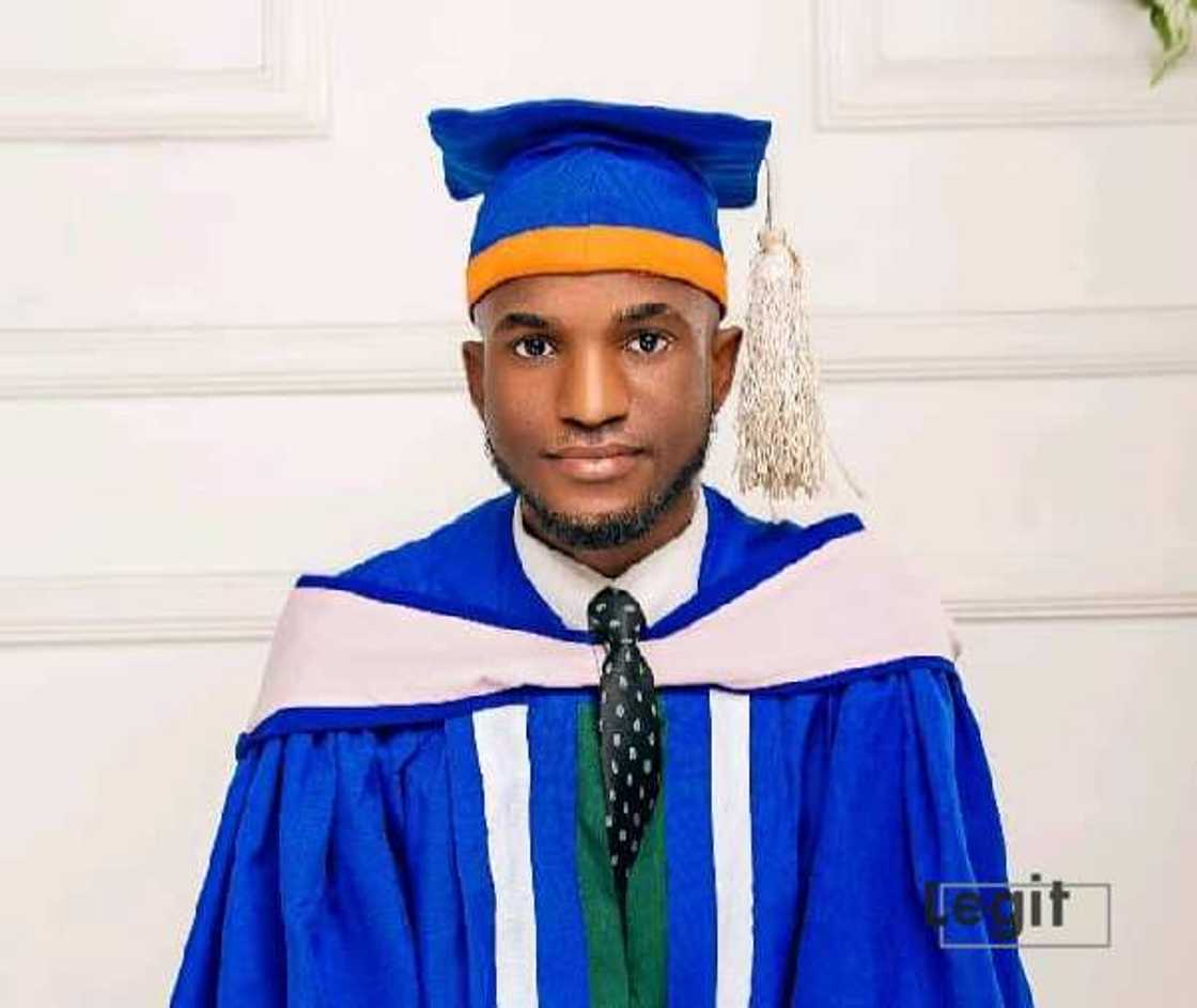 Year in Review: 5 Nigerian Students With Unique Touching Story Who Graduated With First Class in 2021 Year in Review: 5 Nigerian Students With Unique Touching Story Who Graduated With First Class in 2021